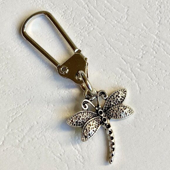 Dragonfly Keychain Zipper Pull Purse Bag Charm Backpack Silver Plated Insect Bug - Picture 3 of 9
